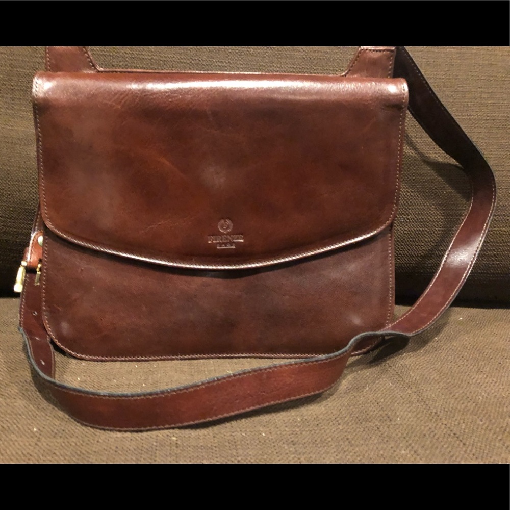 Vintage brown leather Italian purse.